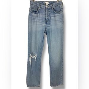 H&M Light Wash Denim Straight Leg High Rise Button Fly Jeans ripped knee baddie